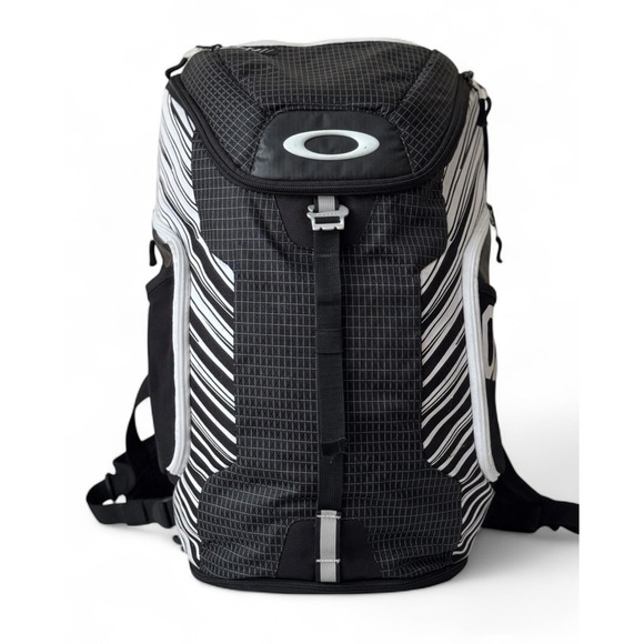 Oakley Link Backpack Black White Grid Striped Laptop Travel Sports Pickleball - Picture 1 of 7